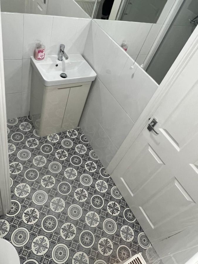 Flat In Leamington Spa Town Centre公寓 外观 照片