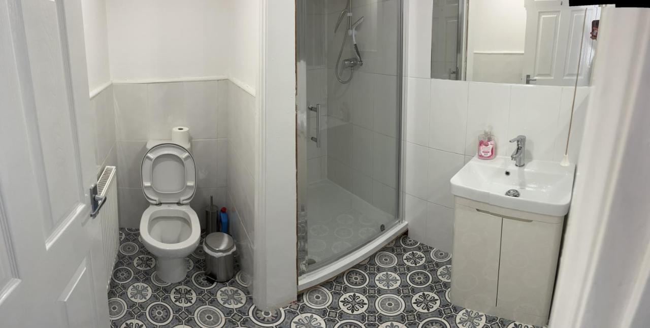 Flat In Leamington Spa Town Centre公寓 外观 照片